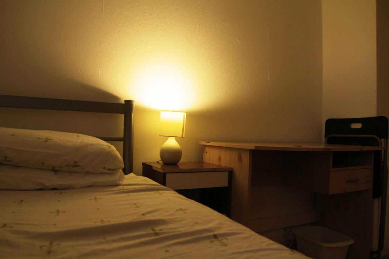 Elephant & Castle - Zone 2 - Private Rooms - Shared Bathroom Londres Exterior foto