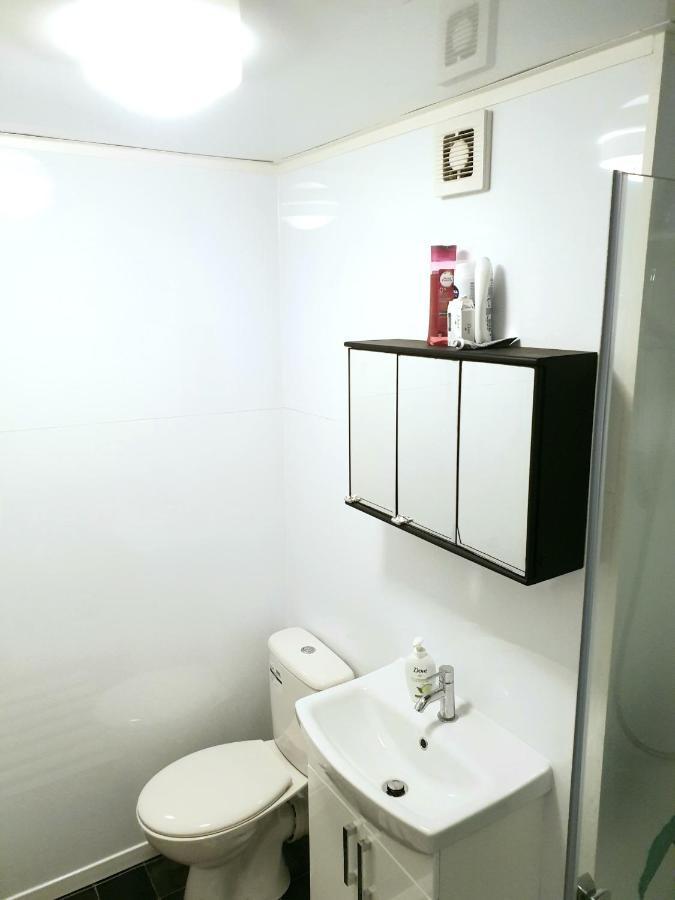Elephant & Castle - Zone 2 - Private Rooms - Shared Bathroom Londres Exterior foto
