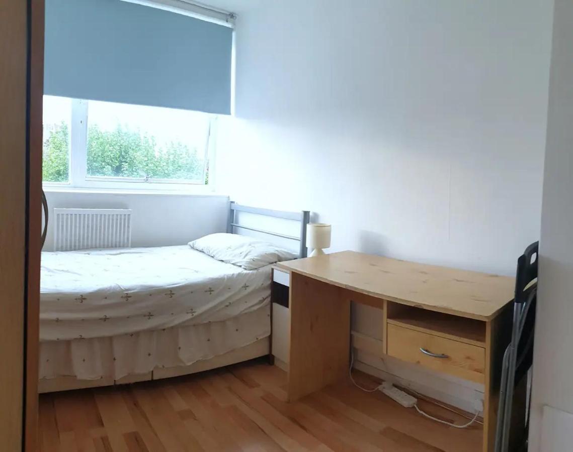 Elephant & Castle - Zone 2 - Private Rooms - Shared Bathroom Londres Exterior foto