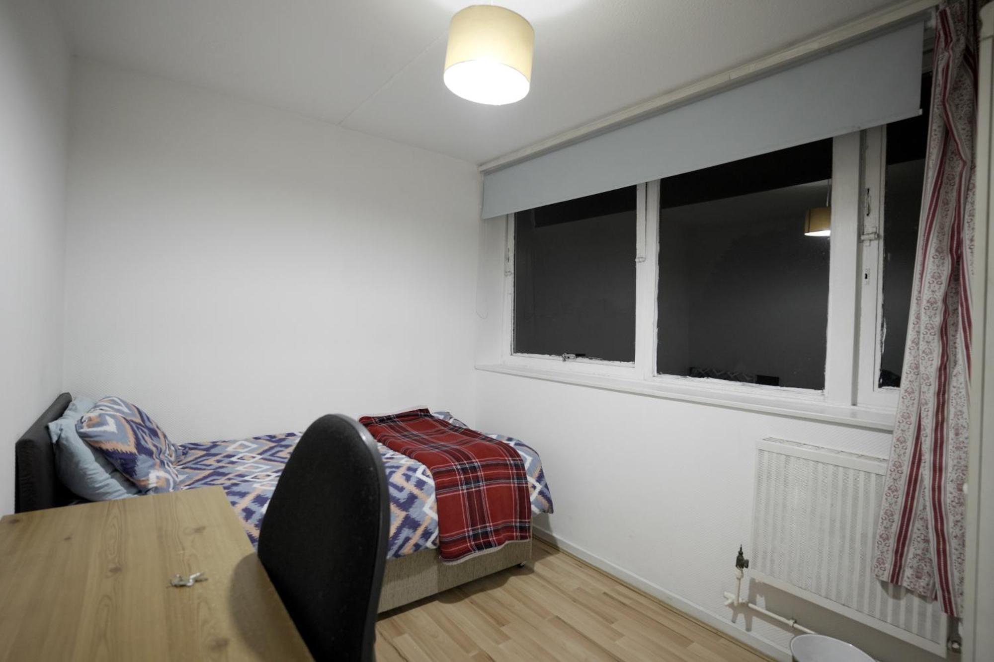 Elephant & Castle - Zone 2 - Private Rooms - Shared Bathroom Londres Exterior foto